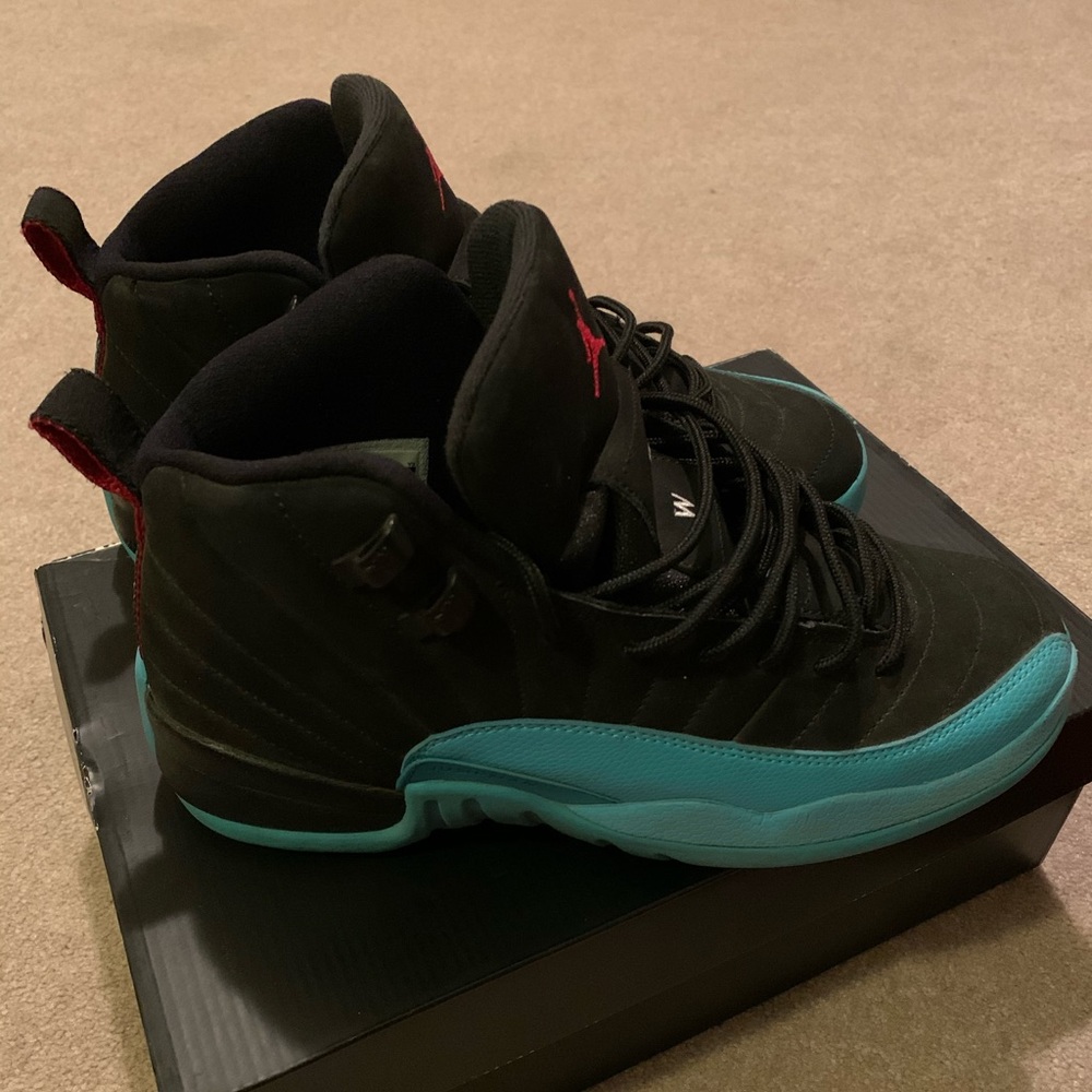 Air Jordan 12 Retro “Gamma Blue”